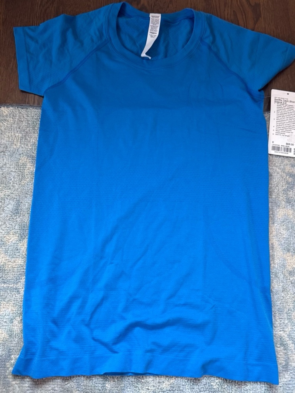 lululemon athletica Electric Blue Short Sleeve Crew Tee